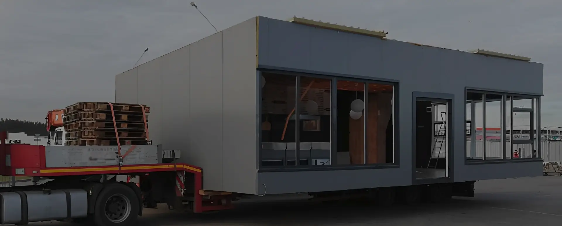 Специальные предложения на грузоперевозку в городе Лукоянов (Приволжский округ - Нижегородская область) торговых павильонов раздвижным тралом